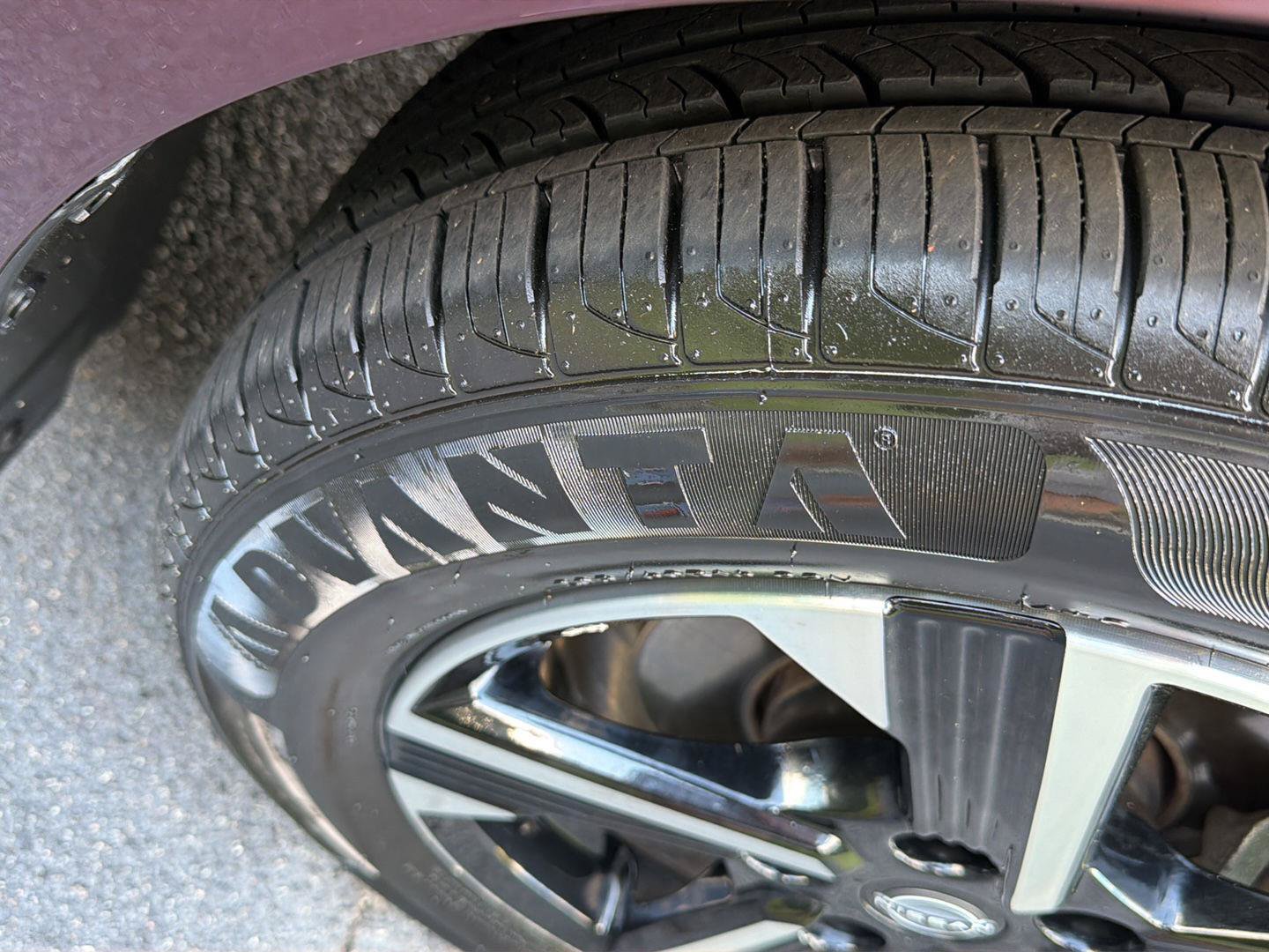 Used 2025 Nissan Sentra SV FWD image 40
