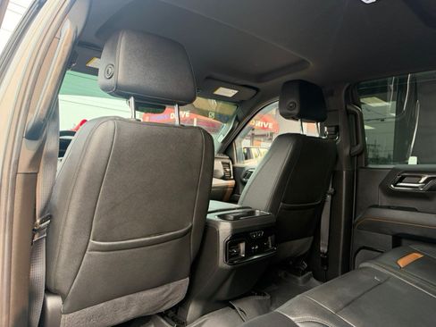 Used 2024 GMC Sierra 1500 AT4 w/ Technology Package AWD/4WD image 53