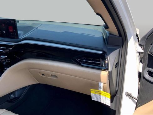 Used 2026 Acura MDX FWD w/ Technology Package image 18