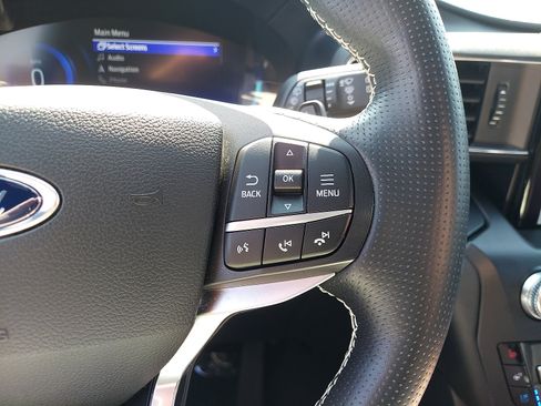 Used 2020 Ford Explorer ST w/ ST High-Performance Pack AWD/4WD image 22