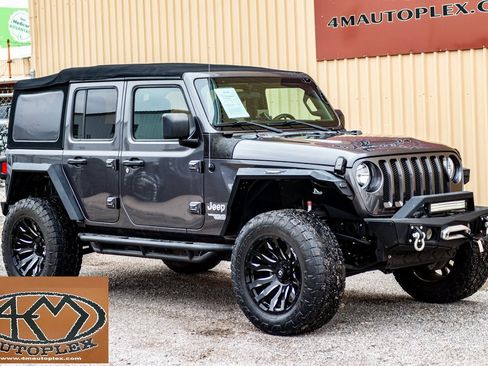 Used 2018 Jeep Wrangler Unlimited Sport S image 1