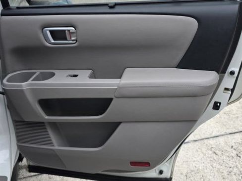 Used 2012 Honda Pilot Touring image 37