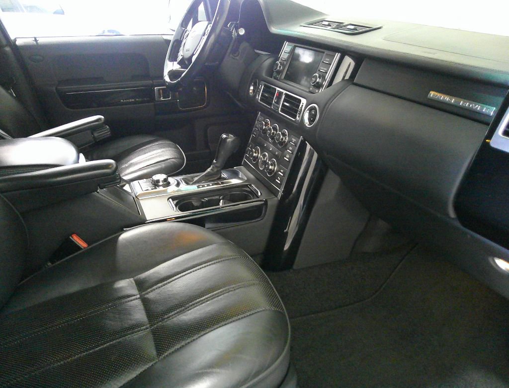 Used 2012 Land Rover Range Rover Supercharged AWD/4WD image 21