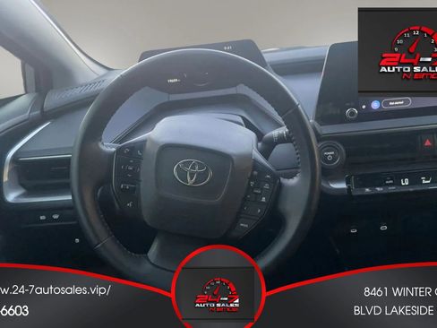 Used 2023 Toyota Prius LE image 17
