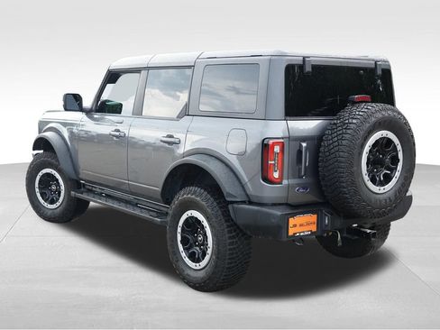 Used 2023 Ford Bronco Outer Banks w/ Sasquatch Package AWD/4WD image 7