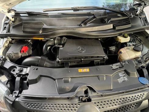 Used 2020 Mercedes-Benz Metris image 44