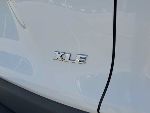 Used 2025 Toyota RAV4 XLE FWD image 7
