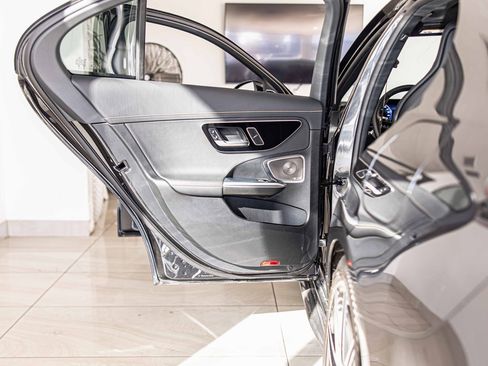 Used 2024 Mercedes-Benz C 63 AMG S image 33