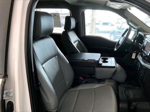 Used 2022 Ford F150 XL w/ Trailer Tow Package image 11