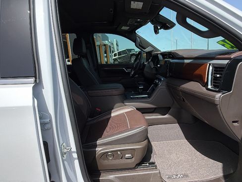 Used 2025 GMC Sierra 1500 Denali w/ Denali Reserve Package AWD/4WD image 20