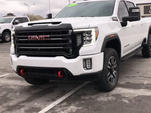 Used 2022 GMC Sierra 3500 AT4 w/ AT4 Preferred Package image 4