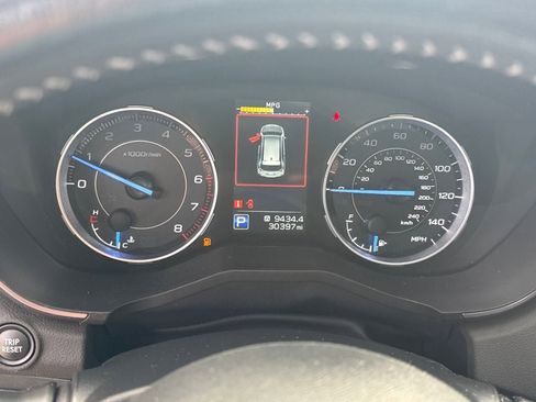 Used 2022 Subaru Ascent Limited w/ Technology Package image 24