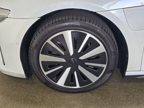 Used 2025 Lucid Air Touring AWD/4WD image 8