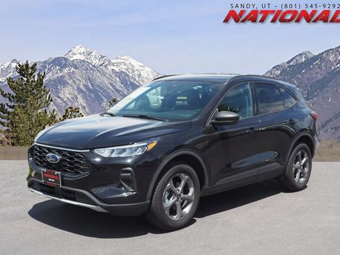 Used 2026 Ford Escape ST-Line AWD/4WD image 1