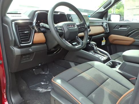 New 2026 GMC Canyon AT4 w/ Nightfall Essentials Package AWD/4WD image 11
