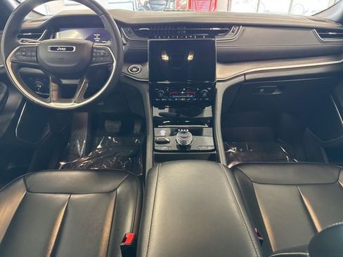 Used 2024 Jeep Grand Cherokee Limited 4xe image 34