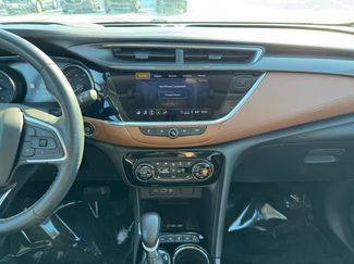 Used 2021 Buick Encore GX Essence w/ Advanced Technology Package video 2