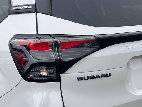 Used 2025 Subaru Forester Premium image 8