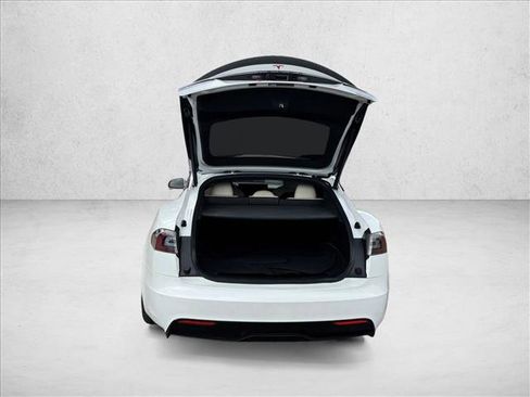 Used 2021 Tesla Model S Plaid image 7