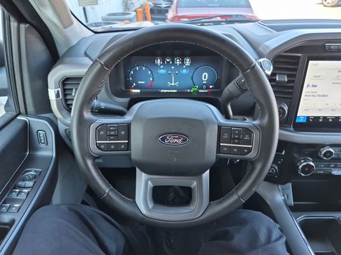 Used 2024 Ford F150 XLT w/ Mobile Office Package image 31