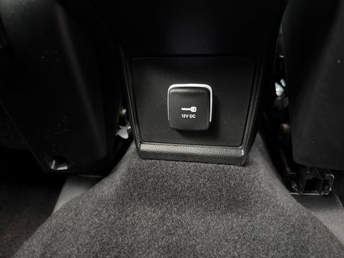 Used 2024 Jeep Compass Latitude w/ Convenience Group image 24