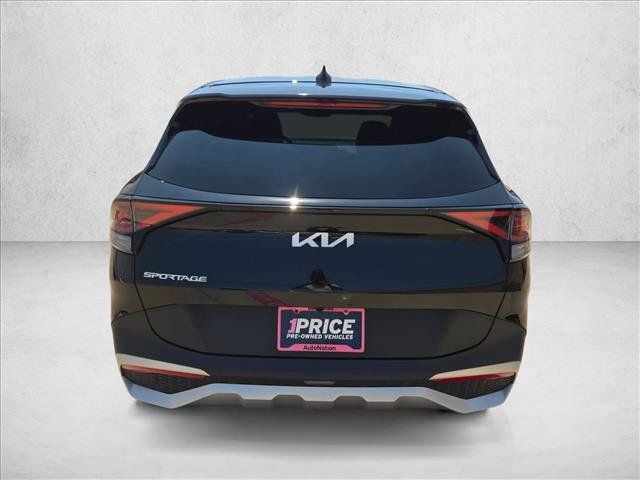 Used 2025 Kia Sportage EX FWD image 7