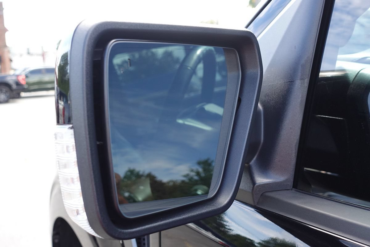 Used 2023 Ford F150 Lariat w/ Equipment Group 502A High AWD/4WD image 8