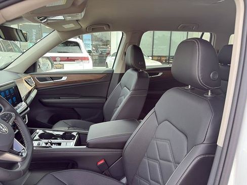 New 2026 Volkswagen Atlas SE image 15