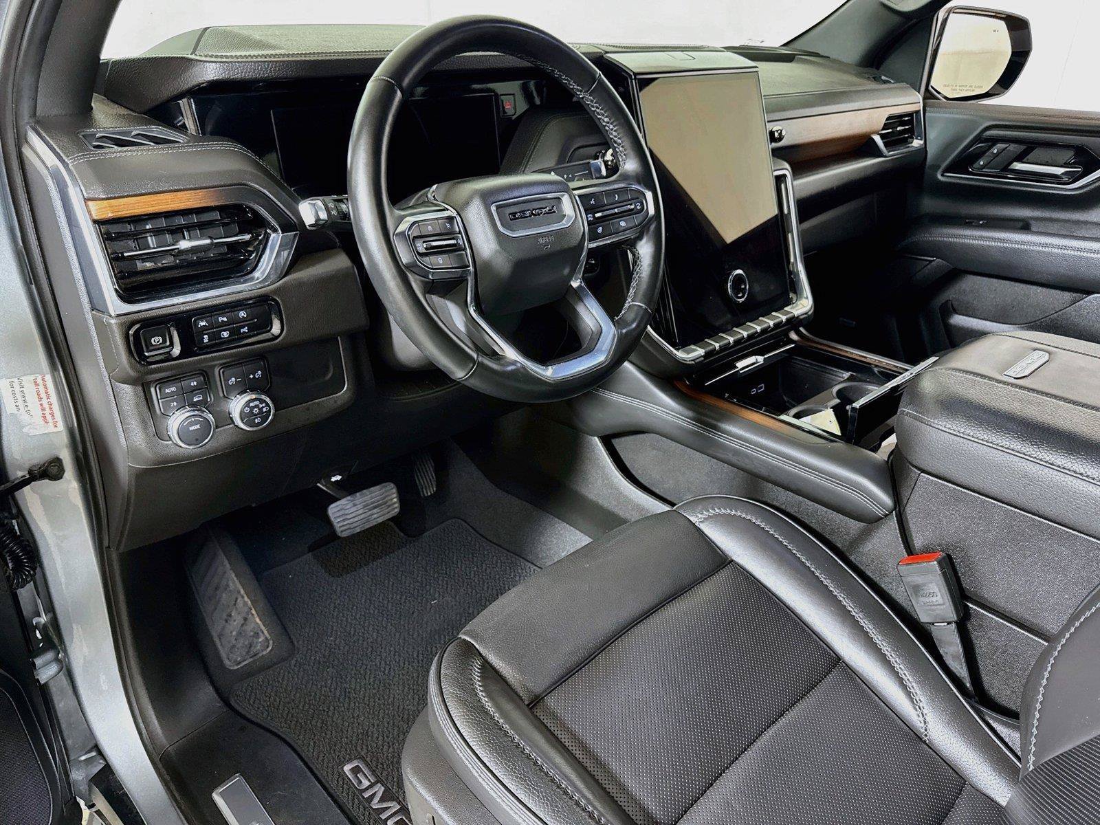 Certified 2025 GMC Yukon XL Denali AWD/4WD image 72