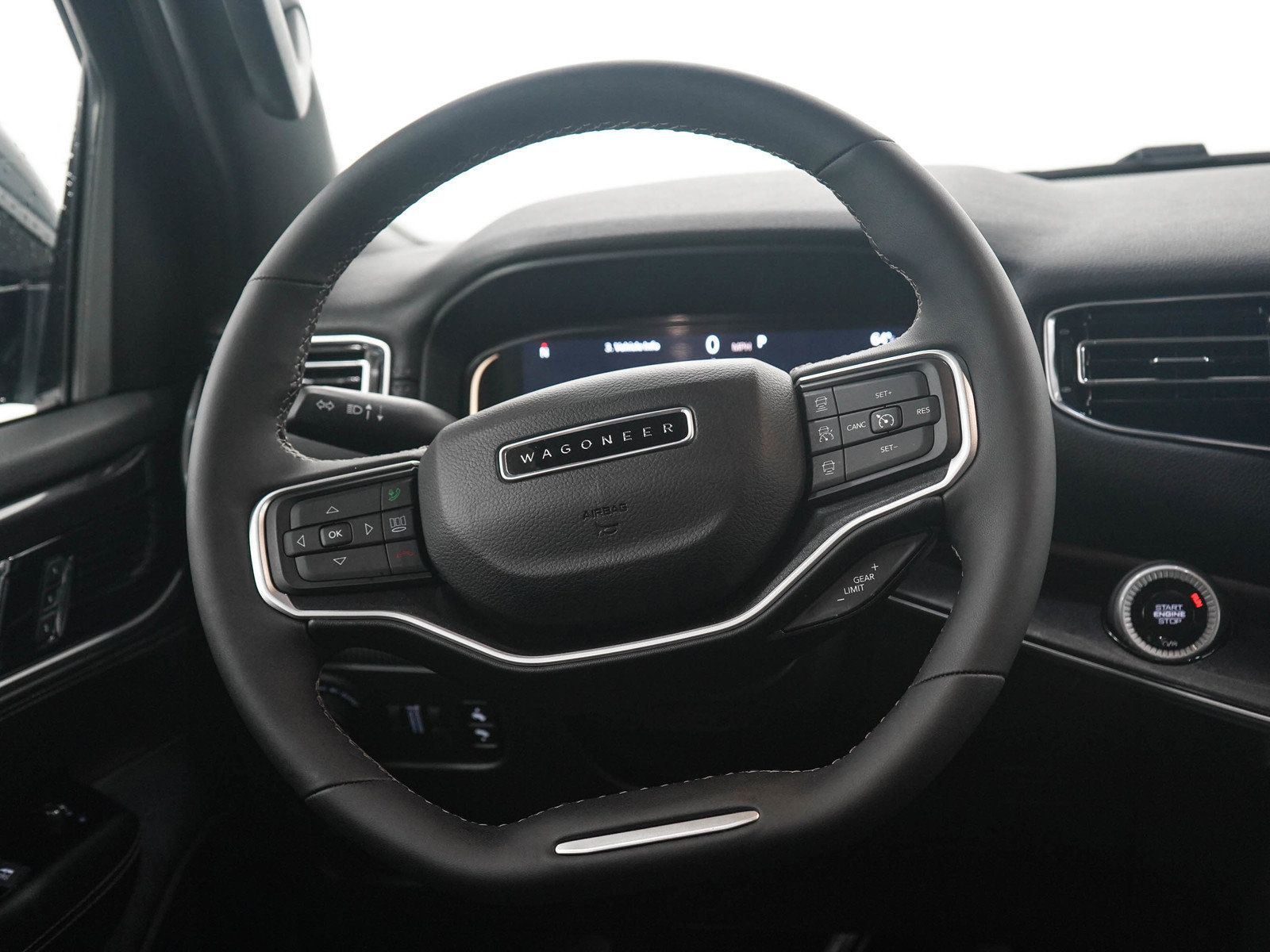 Used 2024 Jeep Wagoneer 4WD w/ Convenience Group I image 19