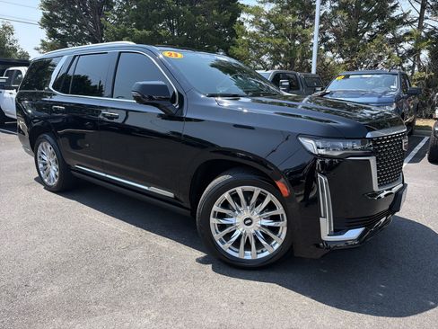 Used 2023 Cadillac Escalade Premium Luxury w/ Performance Package AWD/4WD image 2
