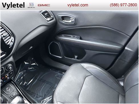 Used 2020 Jeep Compass Limited w/ Rear Convenience Group image 32