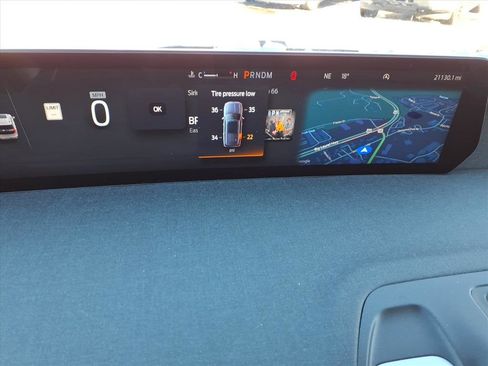 Used 2025 Ford Expedition Active image 15