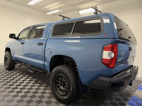 Used 2021 Toyota Tundra SR5 w/ SR5 Leather Package AWD/4WD image 11