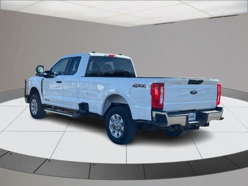Used 2023 Ford F350 XLT image 6