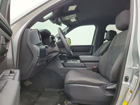 Used 2025 Toyota Tundra SR w/ SR Tow Package AWD/4WD image 18