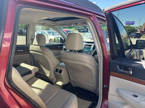 Used 2013 Subaru Outback 2.5i Limited AWD/4WD image 34