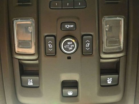 Used 2021 GMC Yukon Denali AWD/4WD image 35