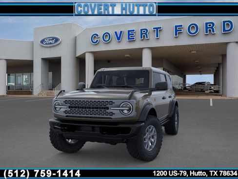 New 2025 Ford Bronco Badlands image 2