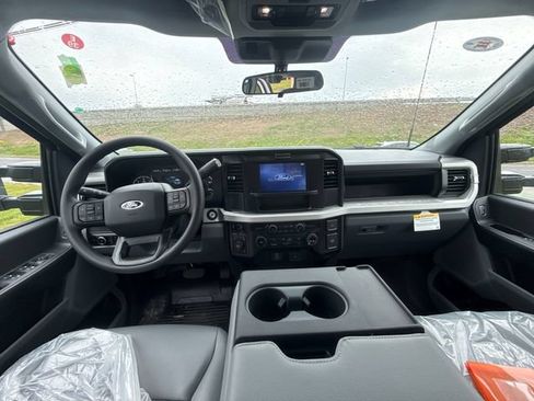 New 2026 Ford F350 XL w/ XL Chrome Package AWD/4WD image 21