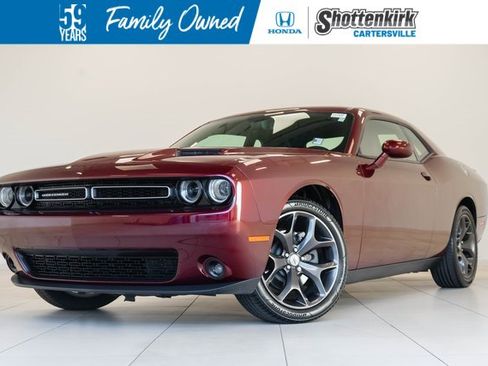 Used 2018 Dodge Challenger SXT Plus image 1