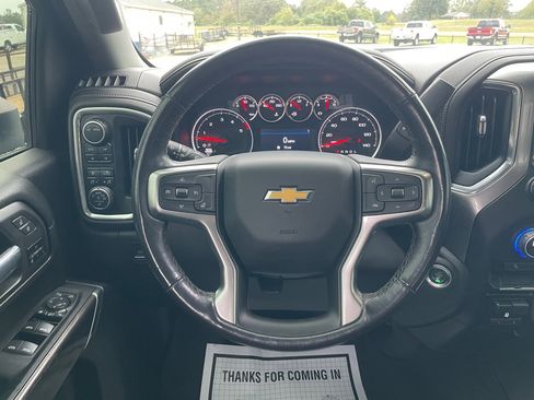 Used 2022 Chevrolet Silverado 3500 LTZ image 18