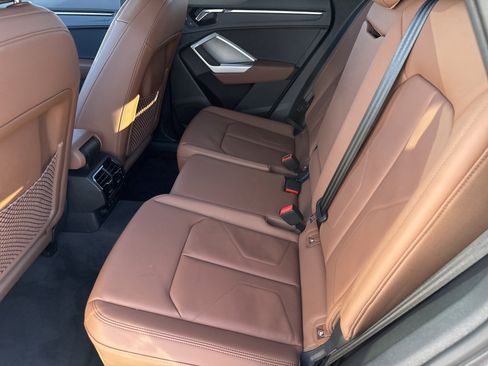 Used 2025 Audi Q3 2.0T Premium image 6