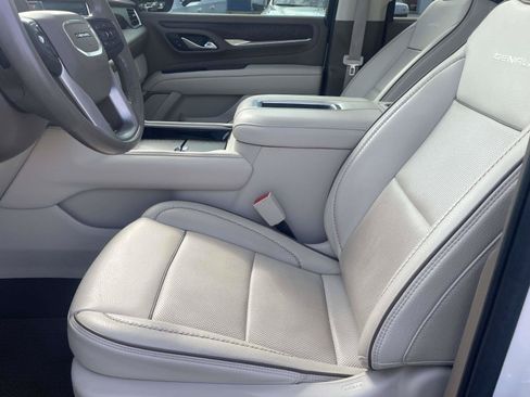 Certified 2021 GMC Yukon Denali w/ LPO, Illumination Package RWD image 18