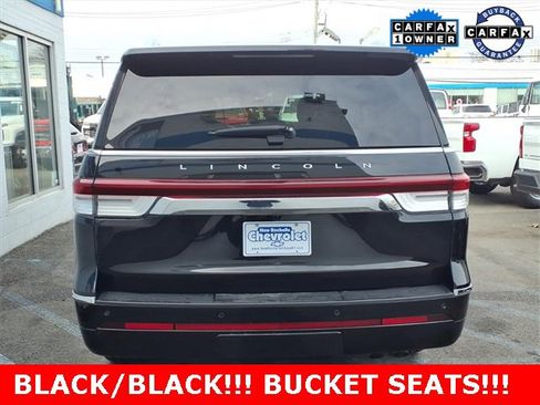 Used 2024 Lincoln Navigator Premiere image 5