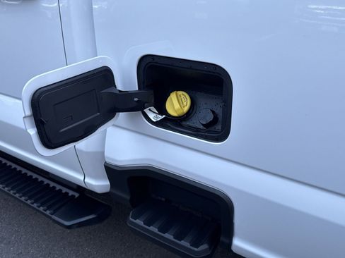 Used 2024 Ford F250 XL w/ Snow Plow Prep Package image 40