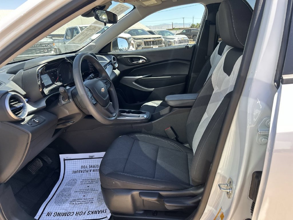 Certified 2026 Chevrolet Trax LS FWD image 17