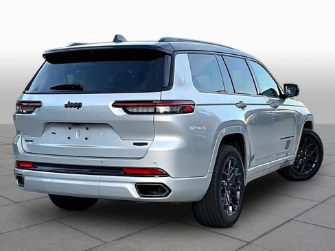 Used 2025 Jeep Grand Cherokee L Summit AWD/4WD image 13