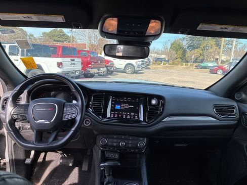Used 2022 Dodge Durango GT image 17