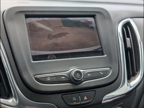Used 2022 Chevrolet Equinox LT FWD image 8